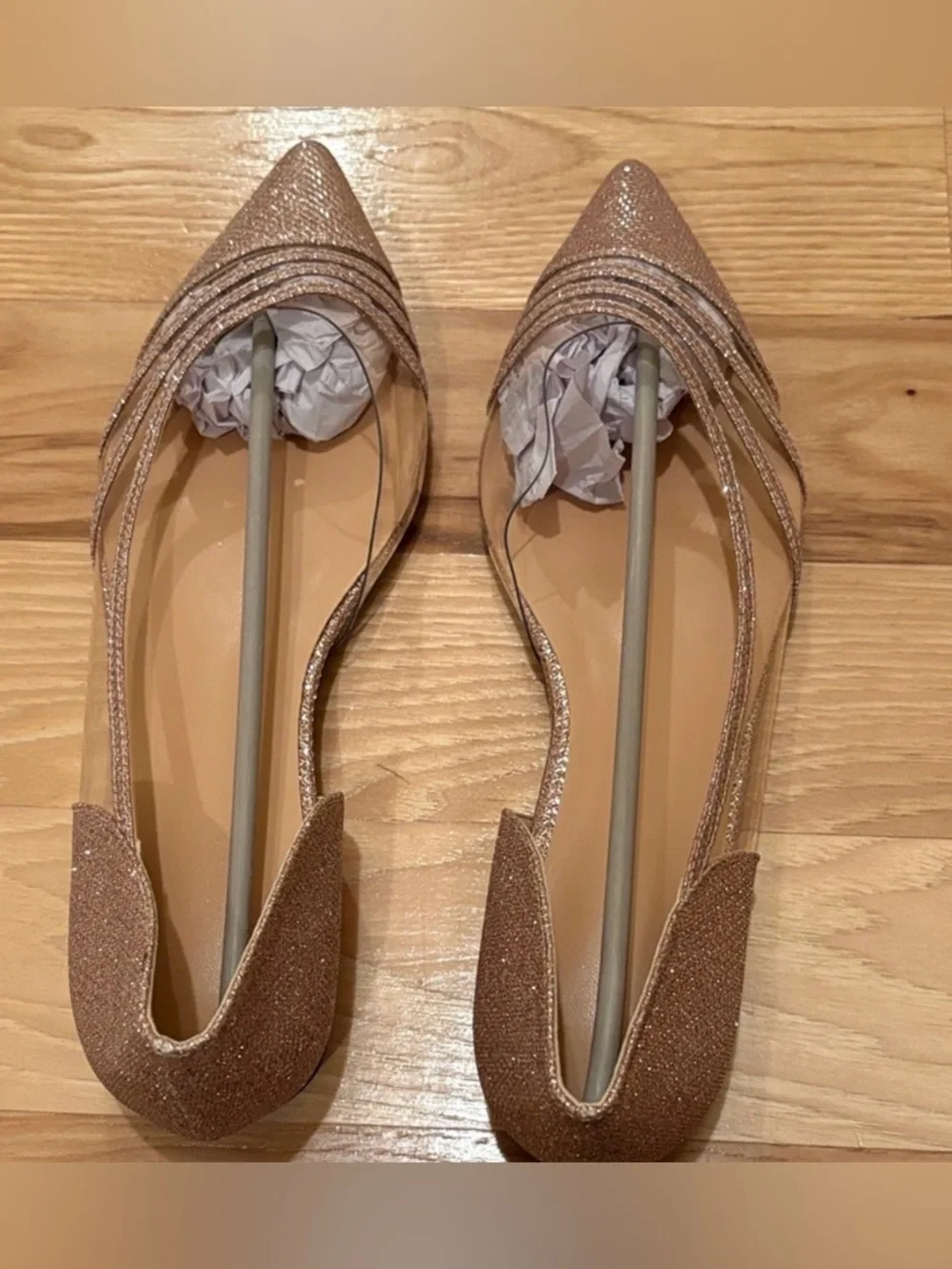 Women's Glitter Flat Shoes in Gold, NWOT. Size 7.5